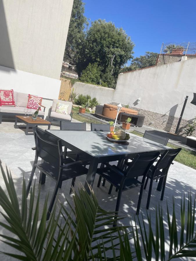 Villa Bianca A Few Steps By The Sea With Exclusive Garden & Jacuzzi Livorno Bagian luar foto